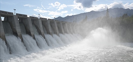 Hydroelectric dam