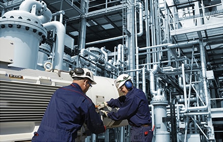 Petrochemical industry plant with engineers