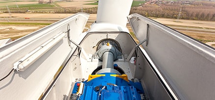 Wind turbine open gearbox