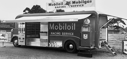 Mobil 1 racing