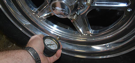 Proponents of Nitrogen-filled tires point out that Nitrogen maintains pressure much better than compressed air Proponents of Nitrogen-filled tires point out that Nitrogen maintains pressure much better than compressed air