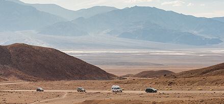 Synthetic oil in car protects in desert high temperatures